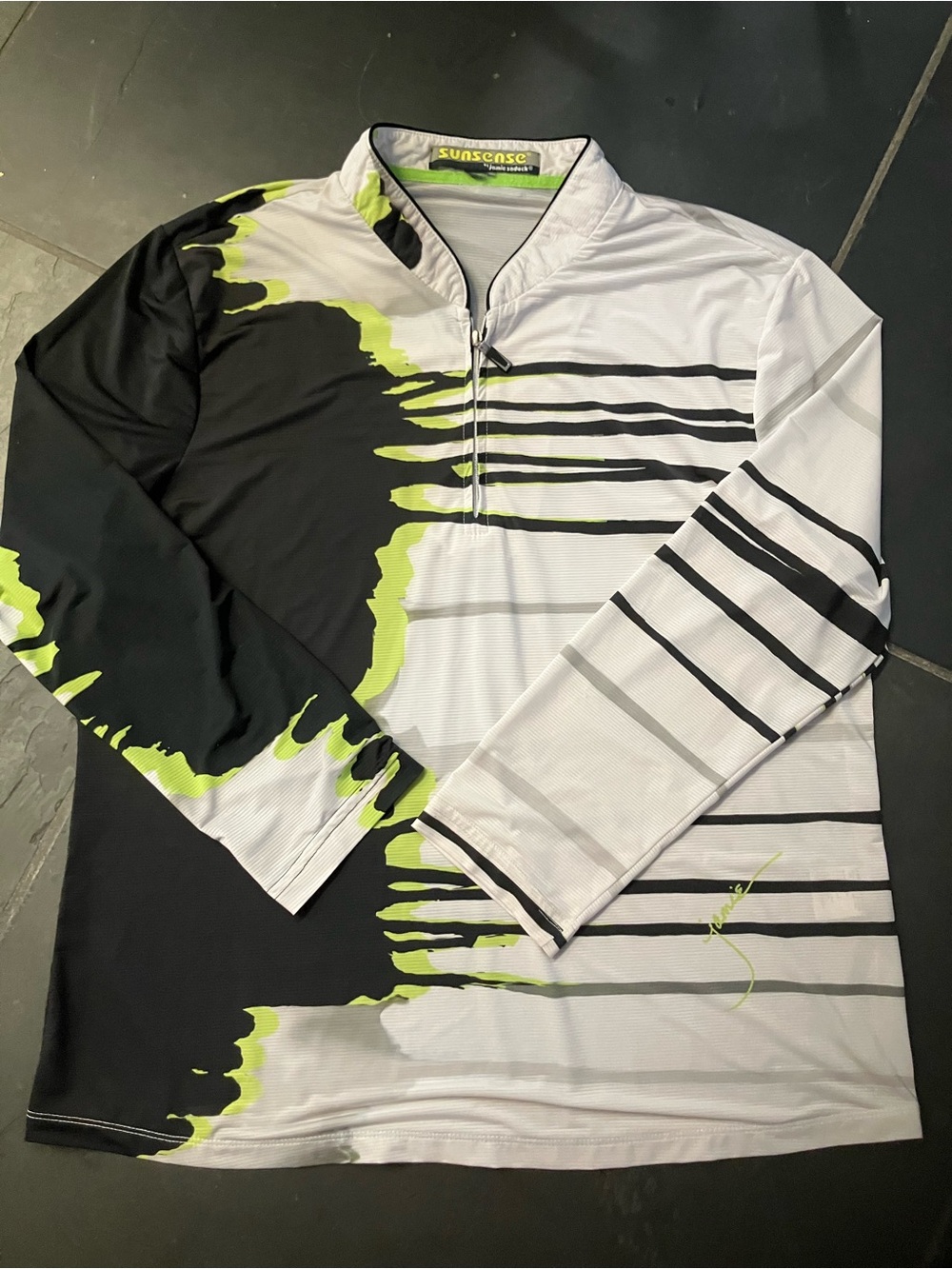 Sunsense Women’s Size XL White Golf Shirt with slight spot on bottom back - Picture 1 of 3